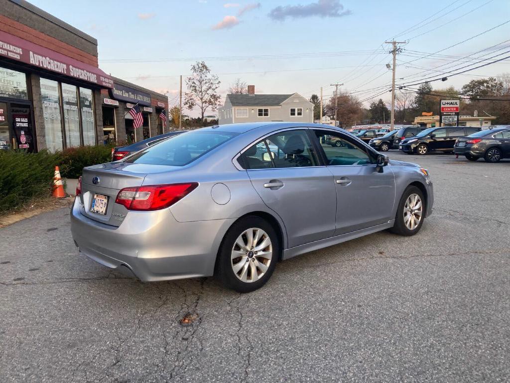 2015 Subaru Legacy Image 6