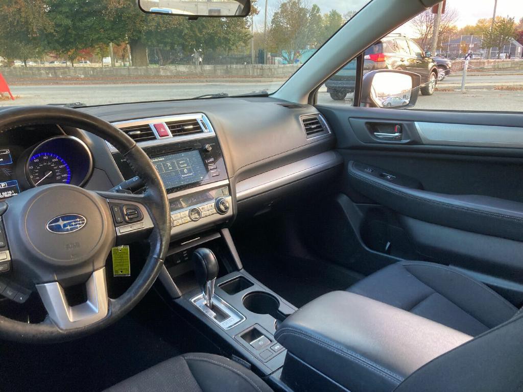 2015 Subaru Legacy Image 8