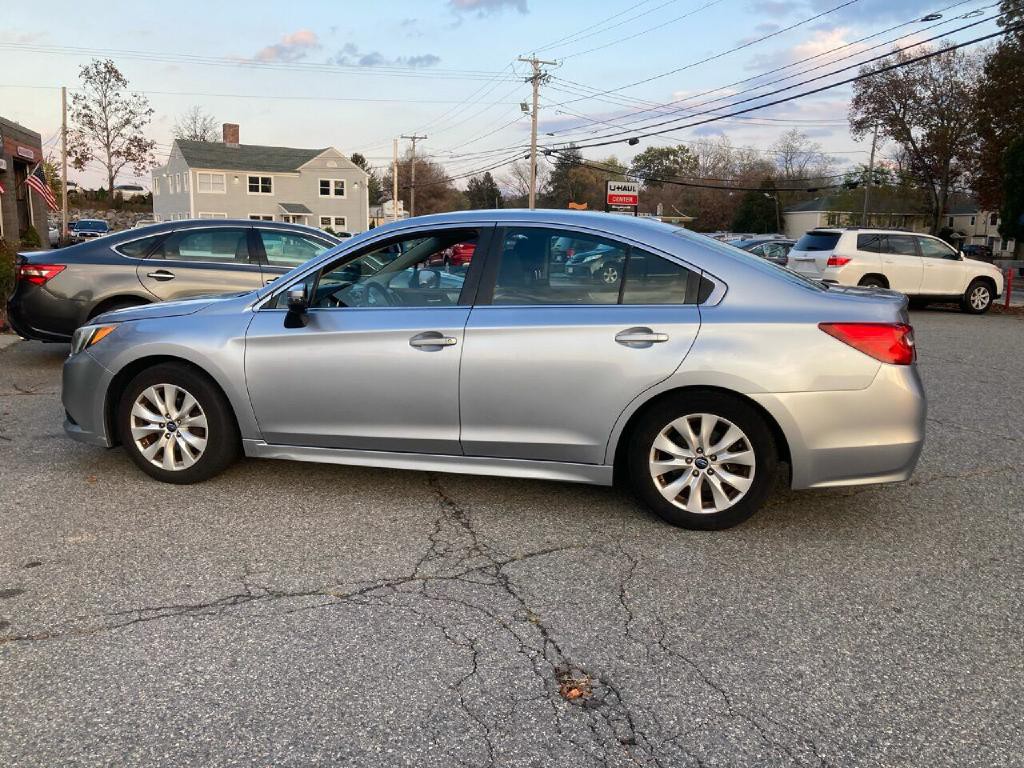 2015 Subaru Legacy Image 17