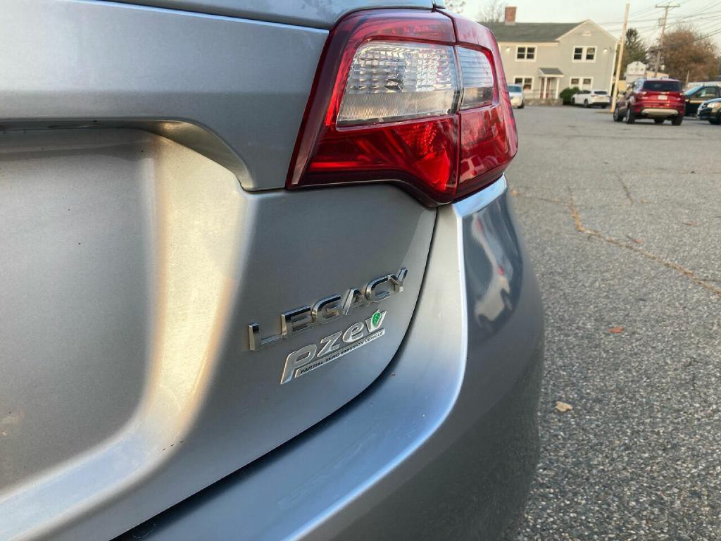 2015 Subaru Legacy Image 20