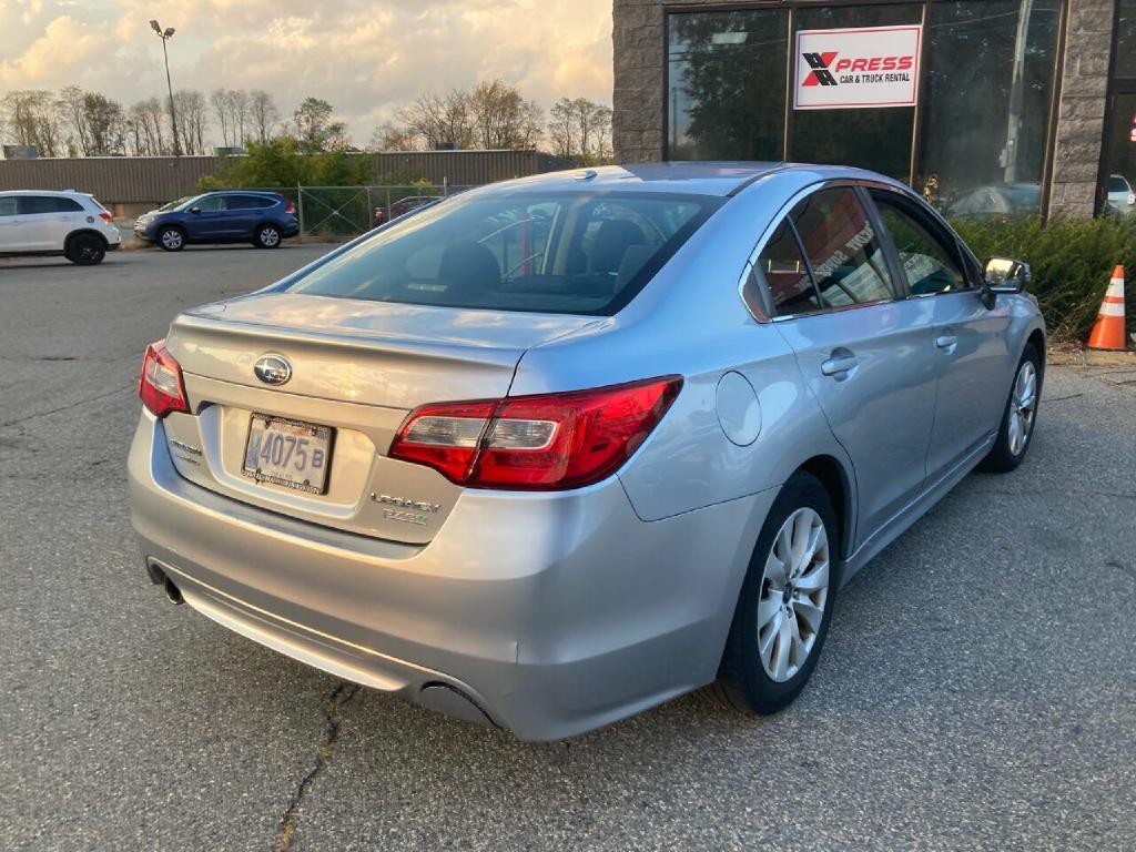 2015 Subaru Legacy Image 22
