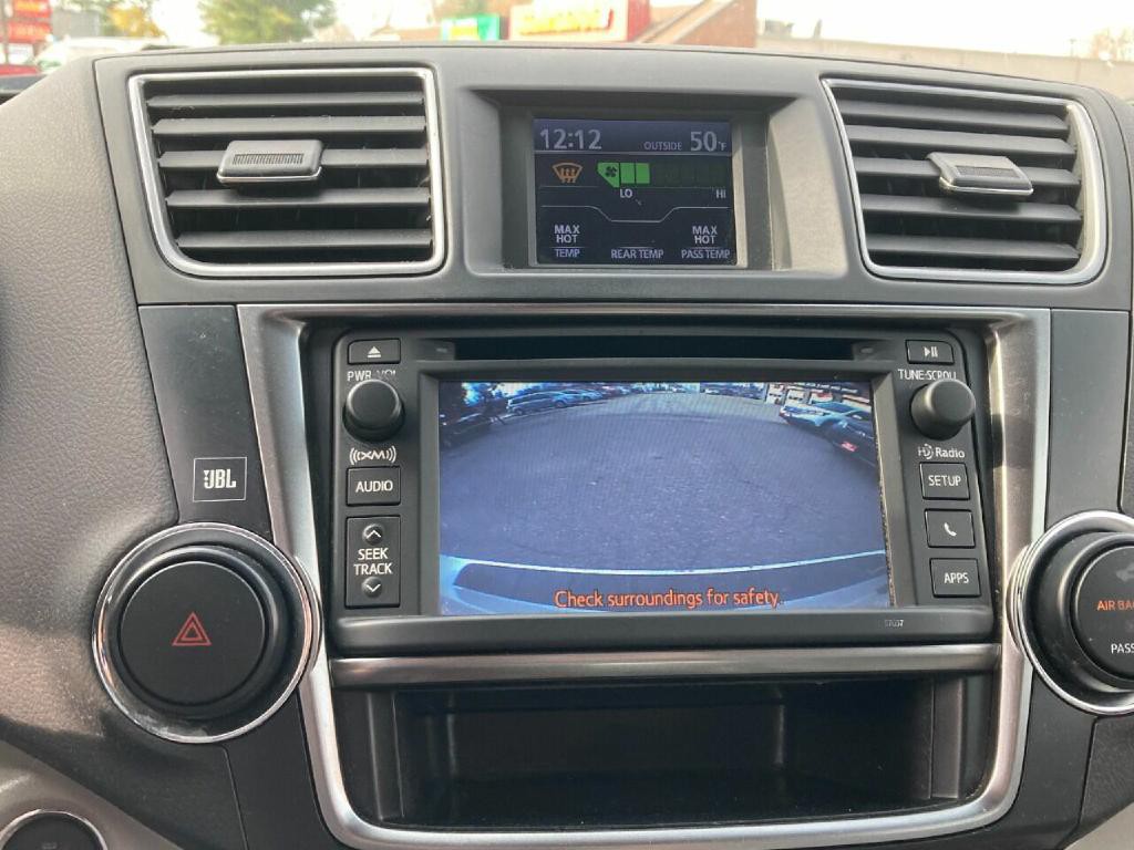 2013 Toyota Highlander Image 11