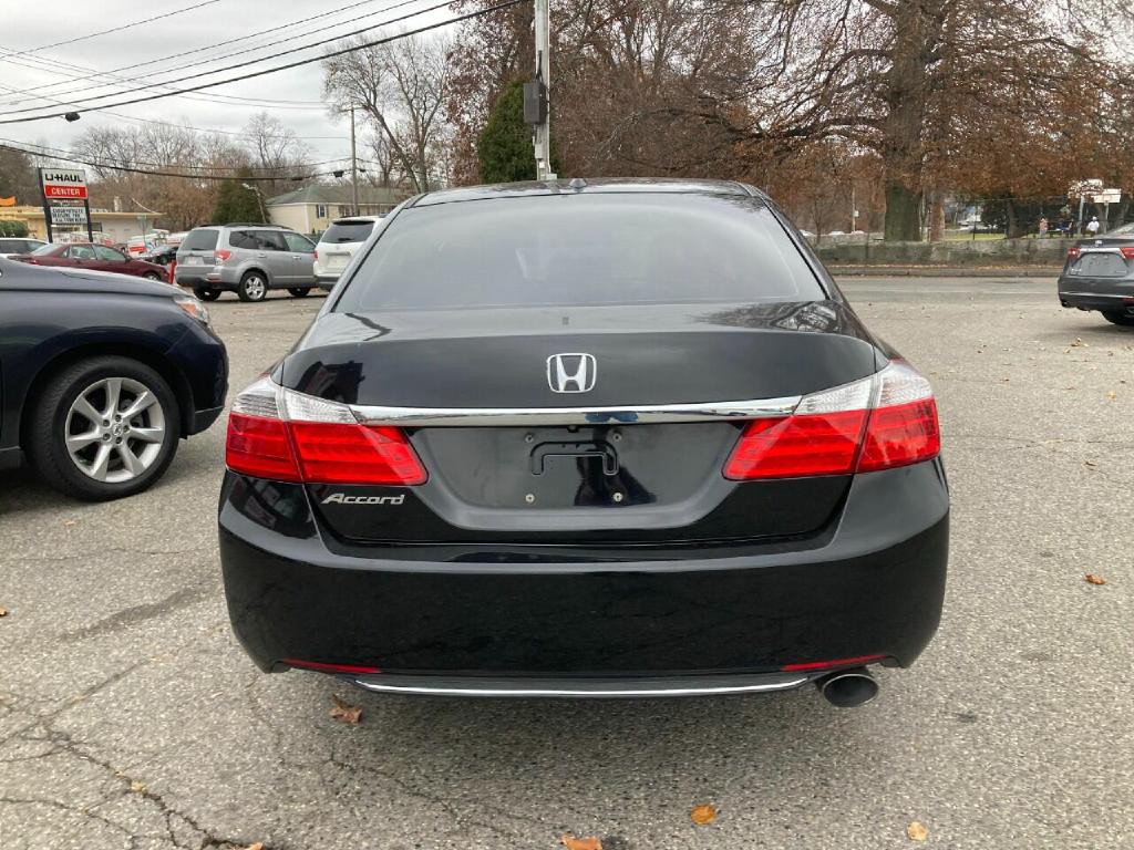 2014 Honda Accord Image 16