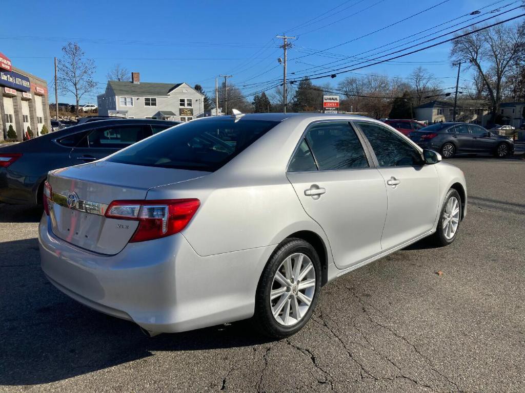 2012 Toyota Camry Image 4