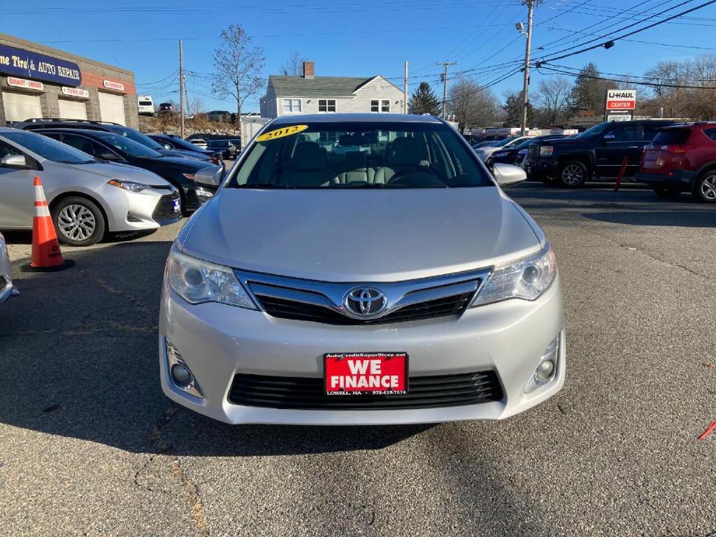 2012 Toyota Camry Image 6