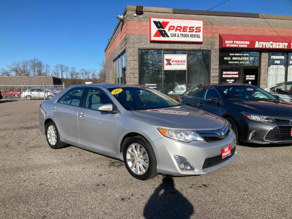 2012 Toyota Camry Image 11