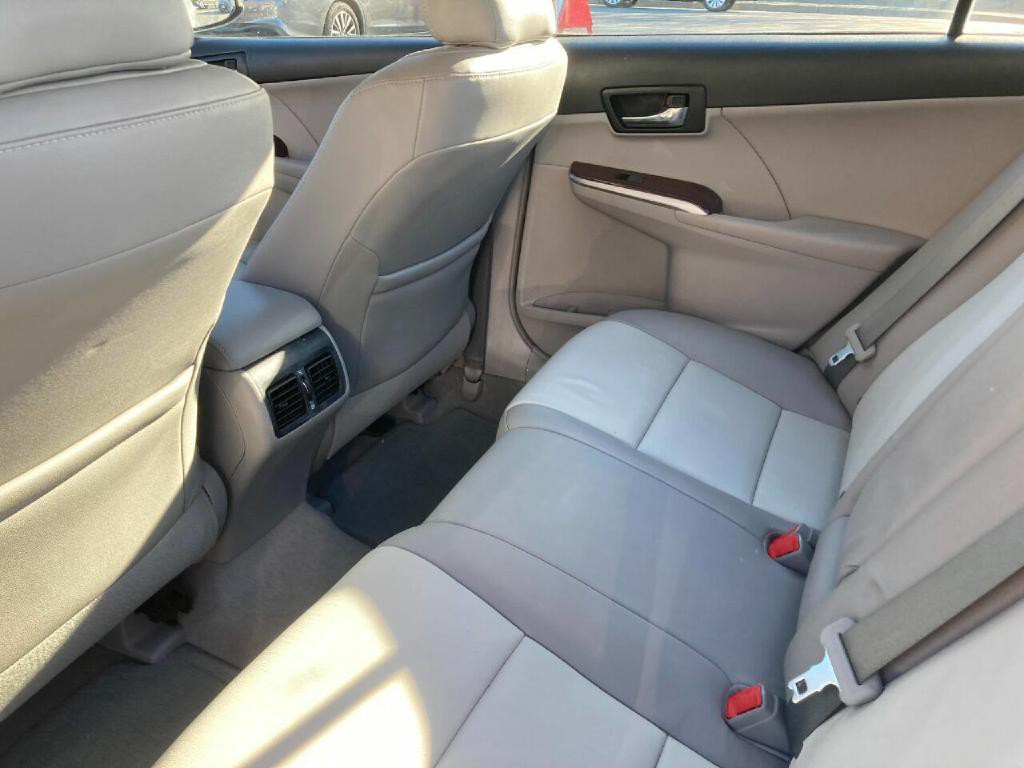 2012 Toyota Camry Image 21