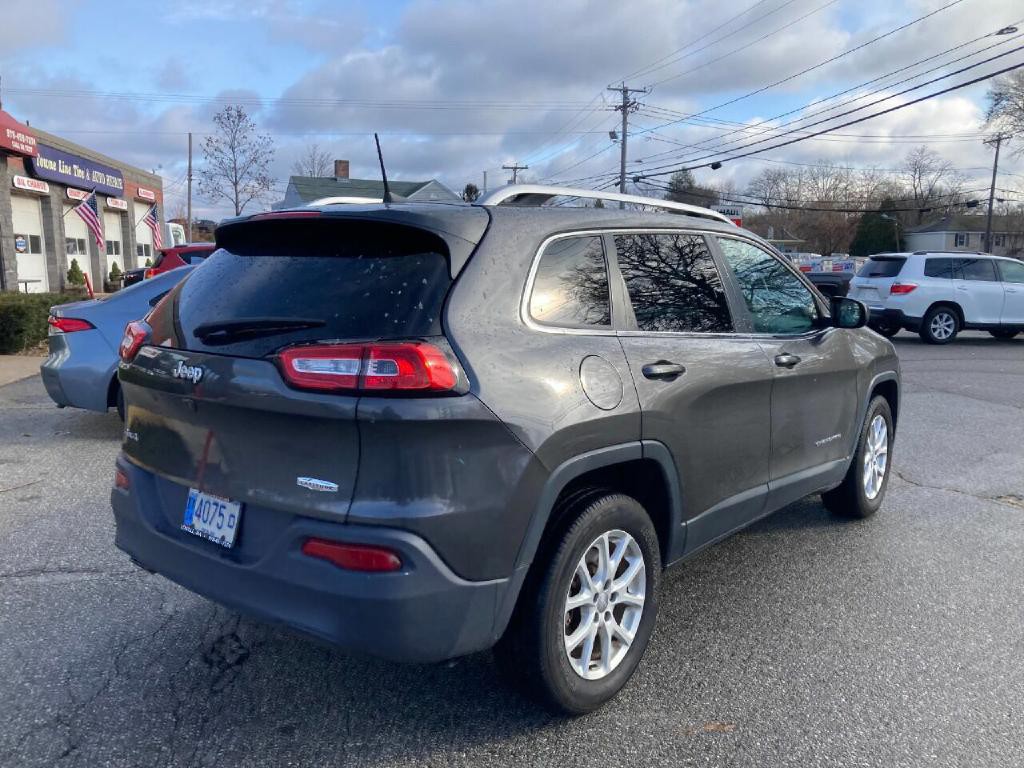 2017 Jeep Cherokee Image 5