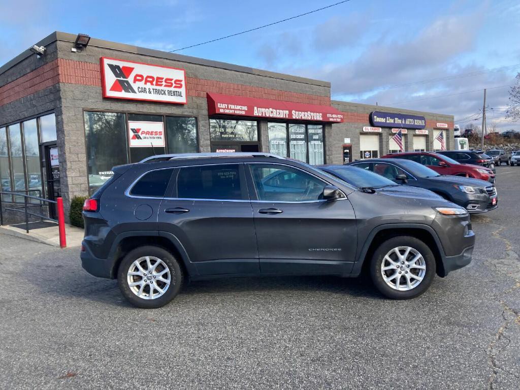 2017 Jeep Cherokee Image 12