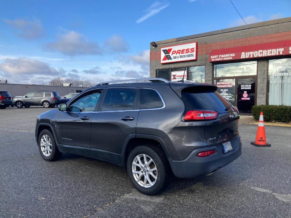2017 Jeep Cherokee Image 13