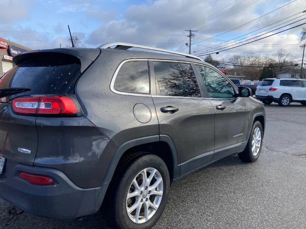 2017 Jeep Cherokee Image 15