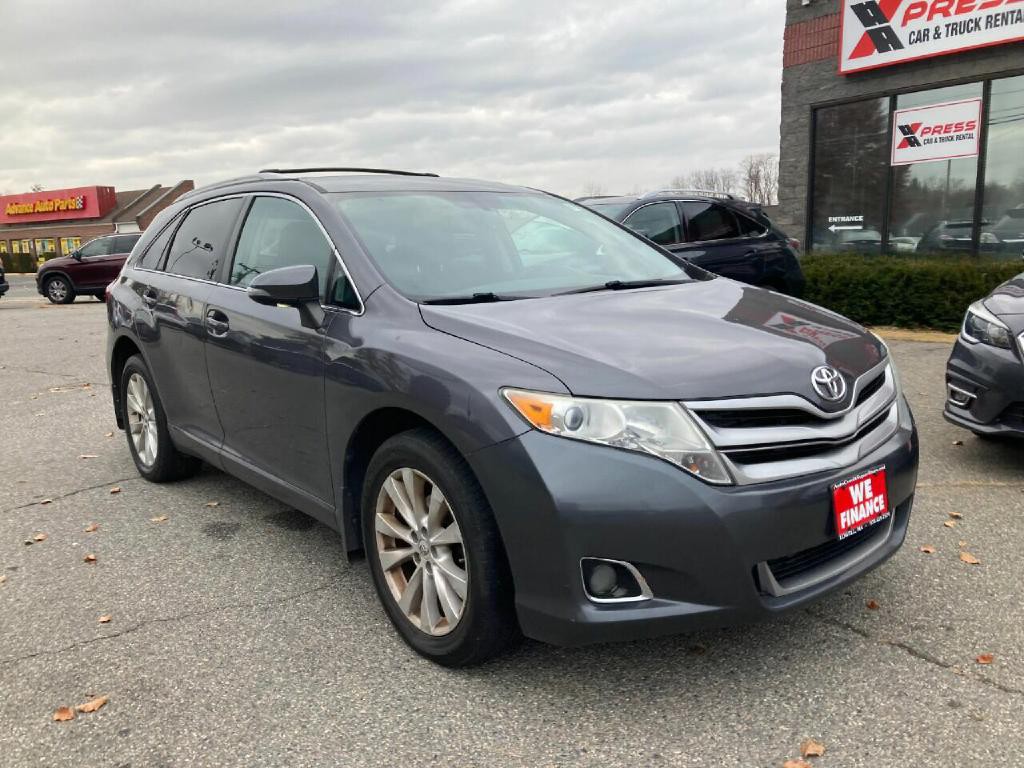 2013 Toyota Venza Image 2