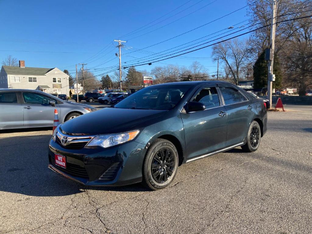 2014 Toyota Camry Image 10