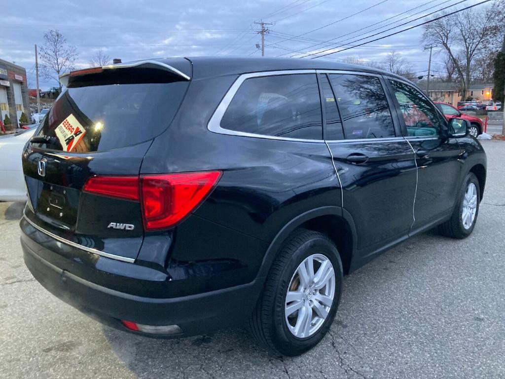 2017 Honda Pilot Image 6