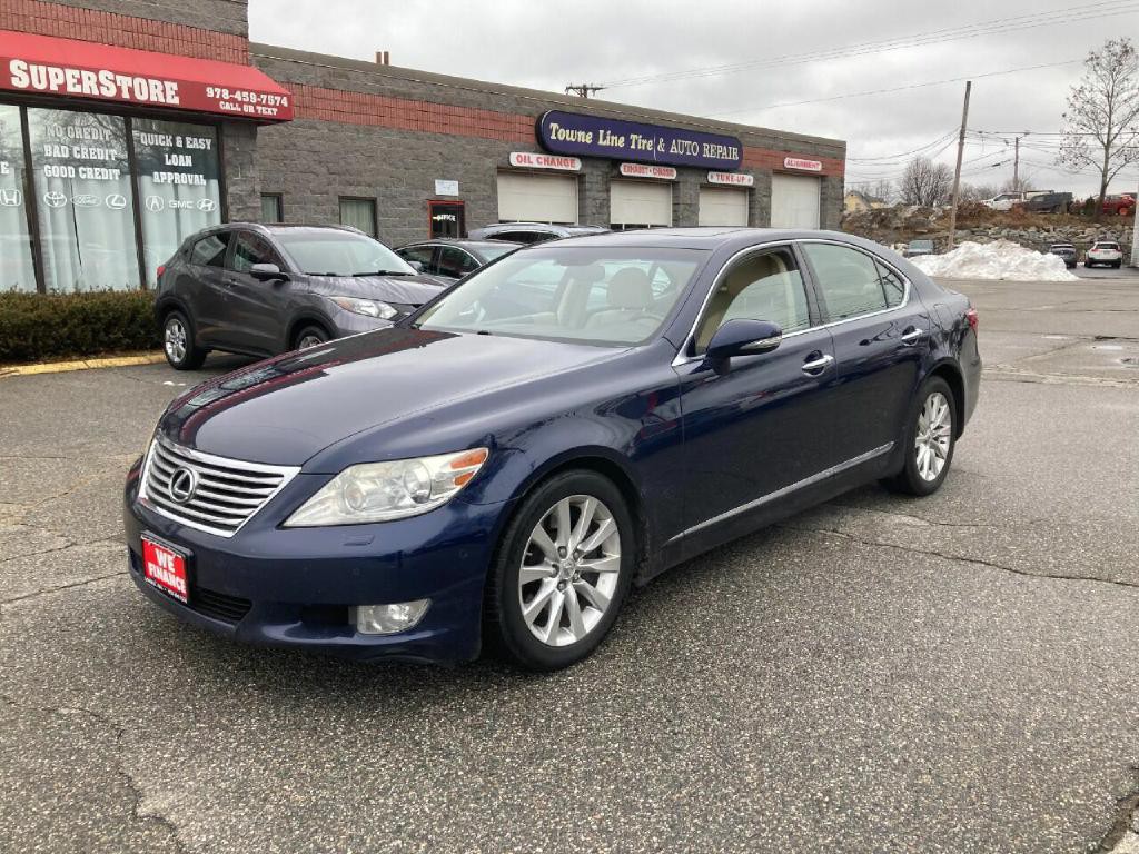 2011 Lexus LS 460 Image 2