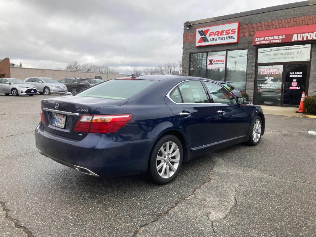 2011 Lexus LS 460 Image 3