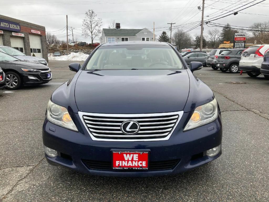 2011 Lexus LS 460 Image 11