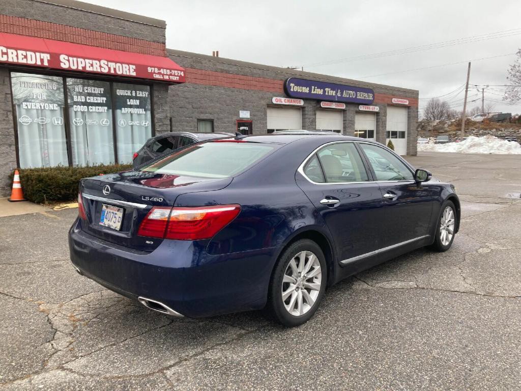 2011 Lexus LS 460 Image 15
