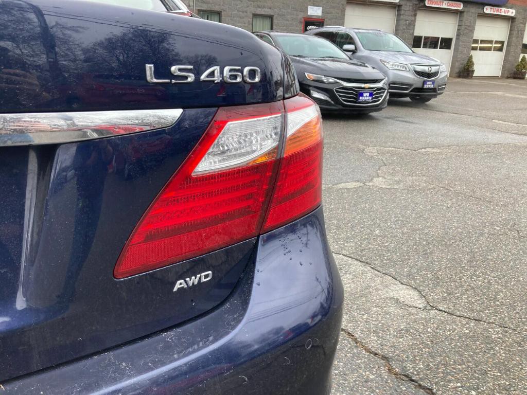 2011 Lexus LS 460 Image 17