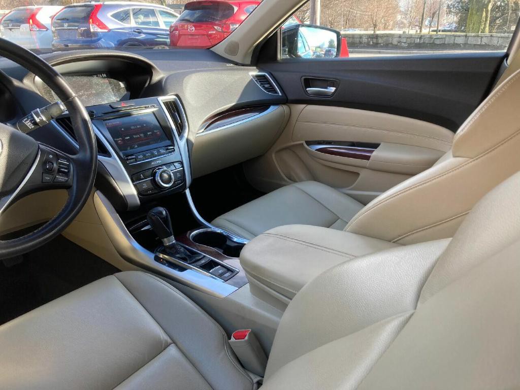 2015 Acura TL Image 9