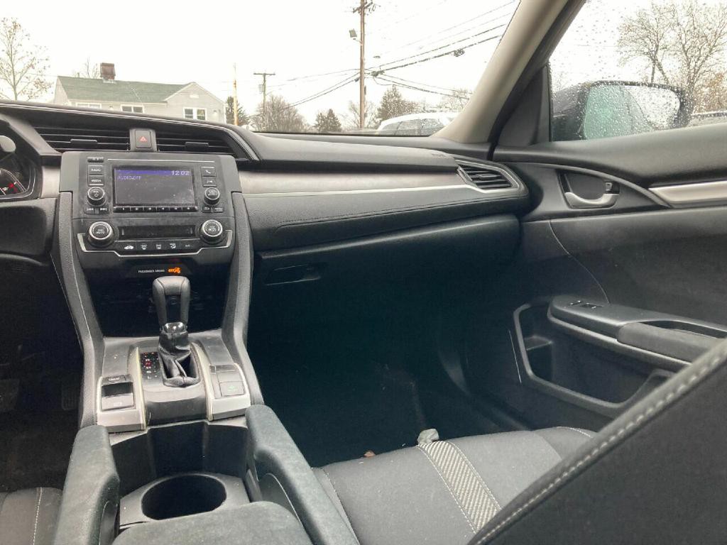 2018 Honda Civic Image 9
