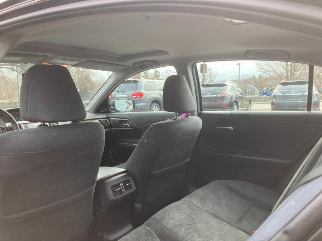 2016 Honda Accord Image 12