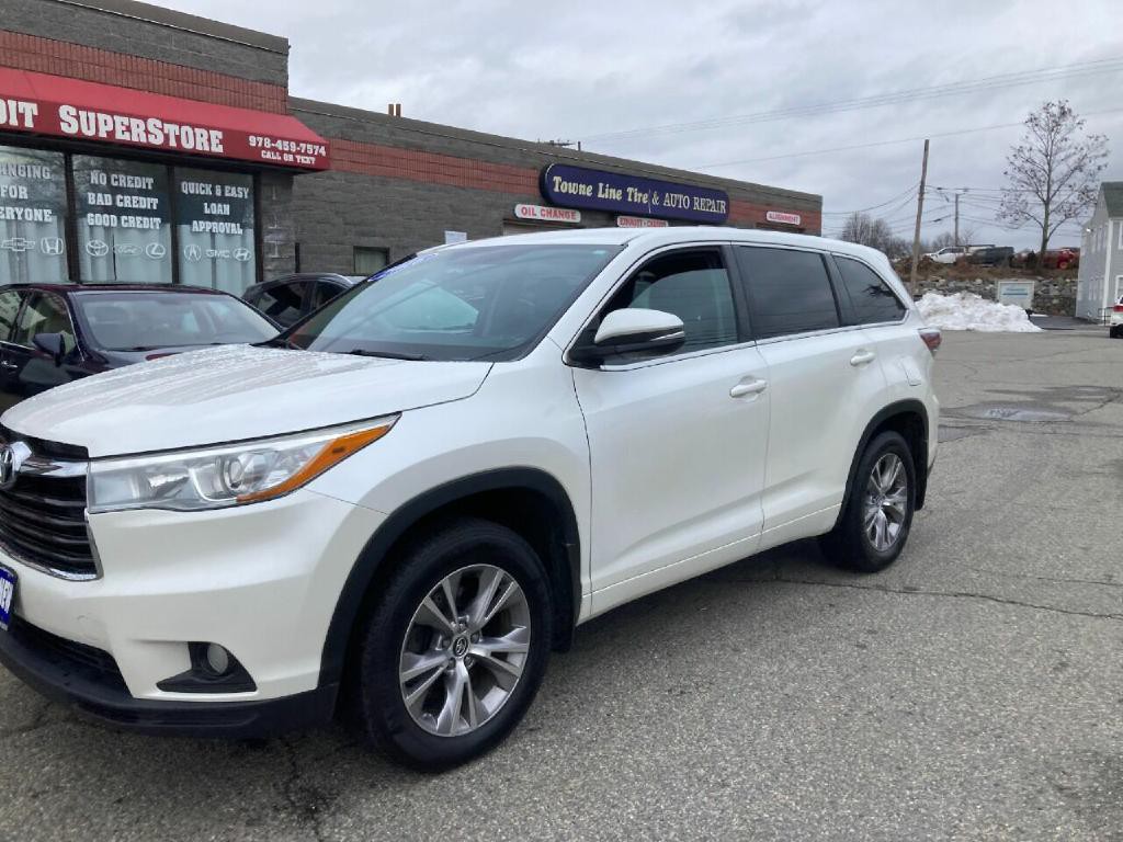 2016 Toyota Highlander Image 3