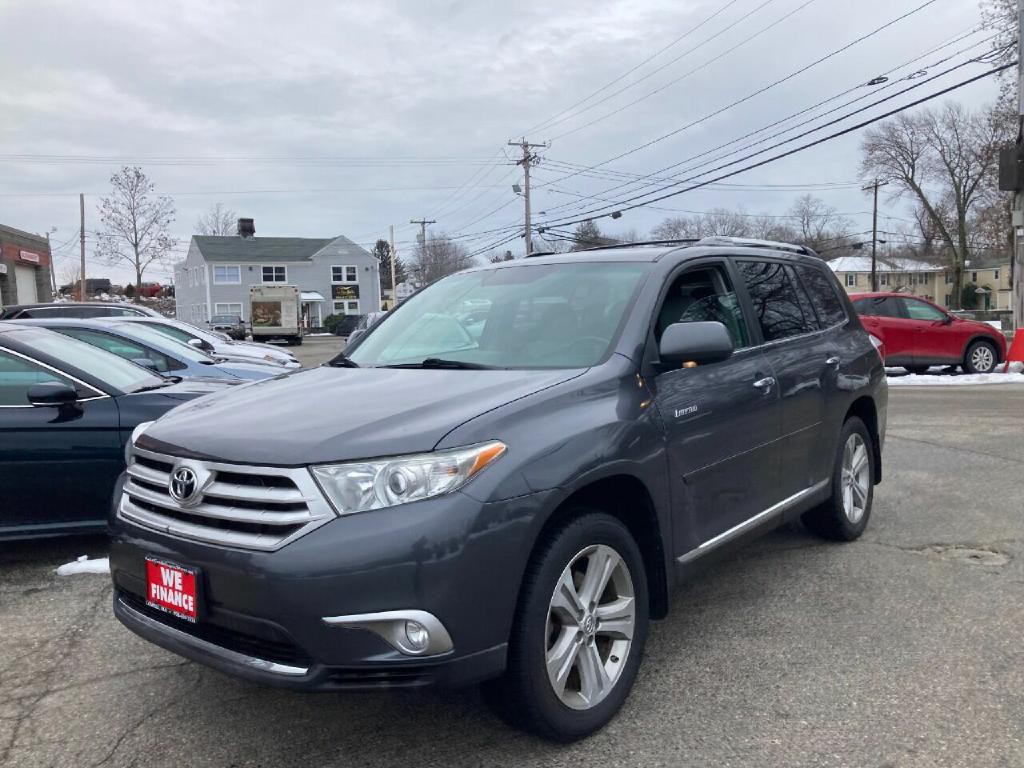 2013 Toyota Highlander Image 2