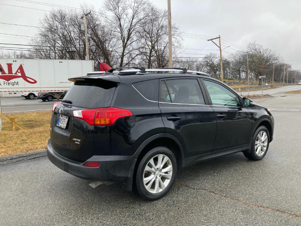 2015 Toyota Rav4 Image 5