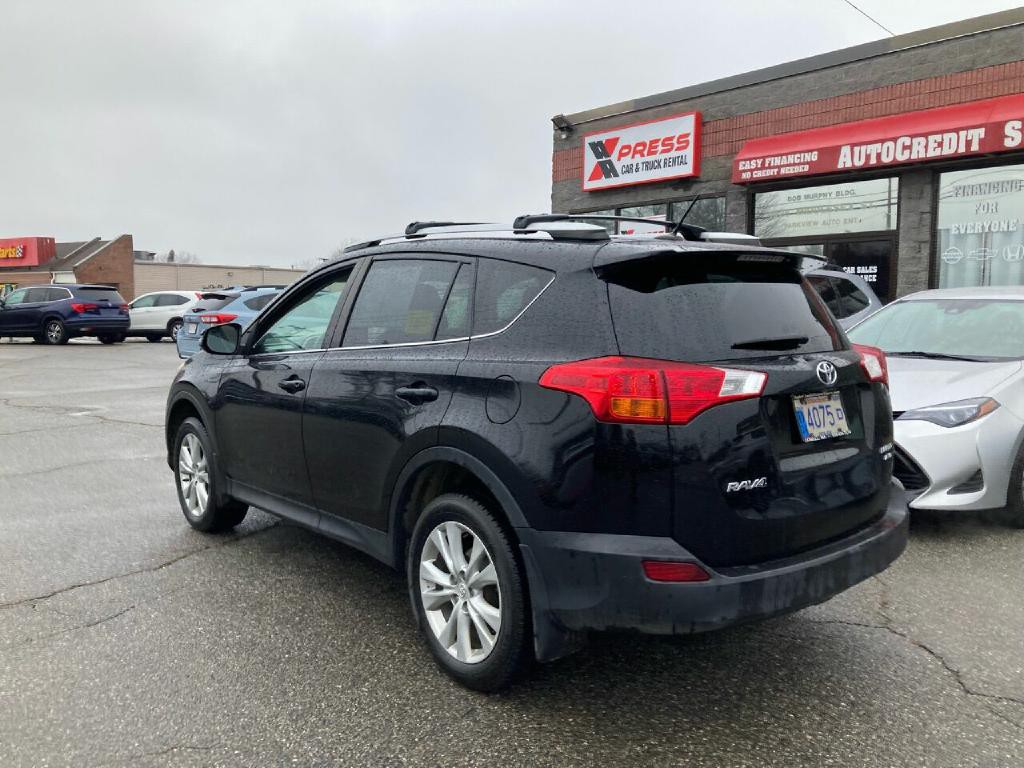 2015 Toyota Rav4 Image 11
