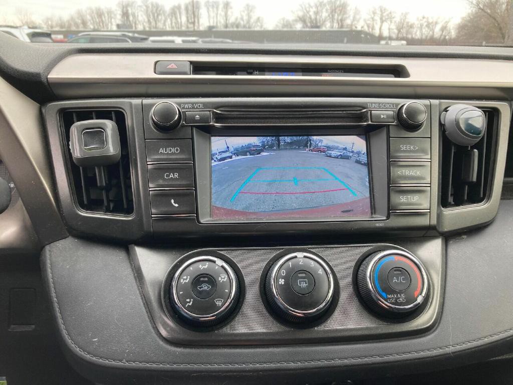 2015 Toyota Rav4 Image 19