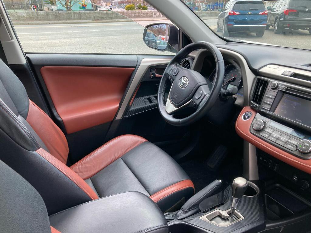 2014 Toyota Rav4 Image 10