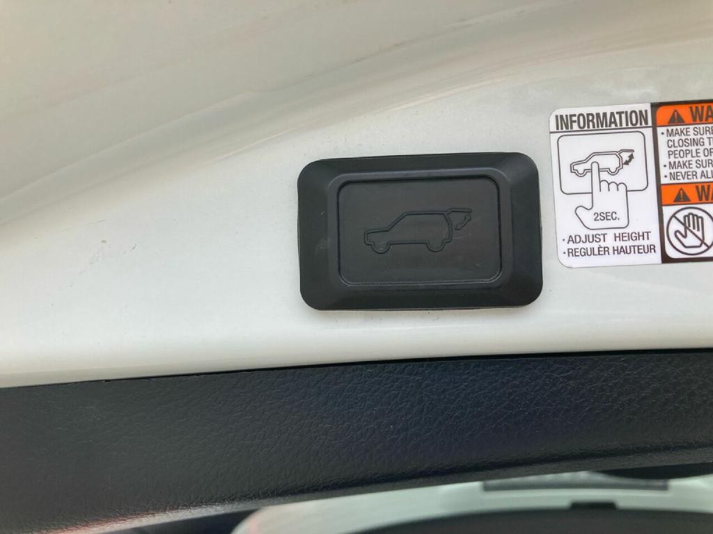2014 Toyota Rav4 Image 17