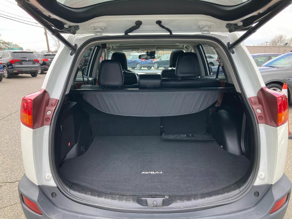 2014 Toyota Rav4 Image 18