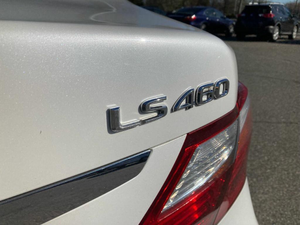 2012 Lexus LS 460 Image 9