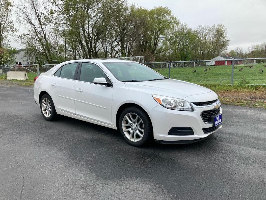 2016 Chevrolet Malibu Image 5