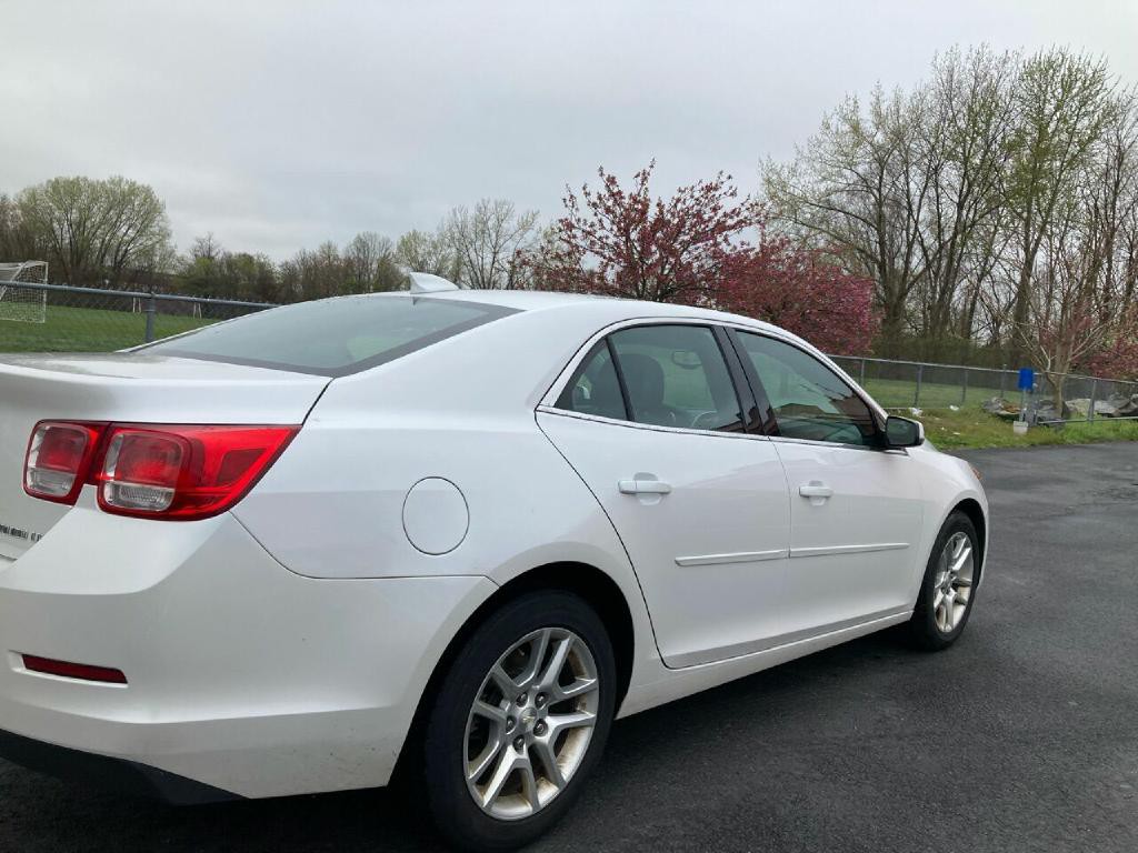 2016 Chevrolet Malibu Image 7
