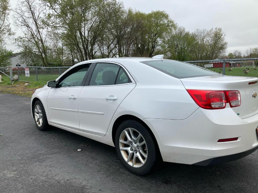 2016 Chevrolet Malibu Image 11