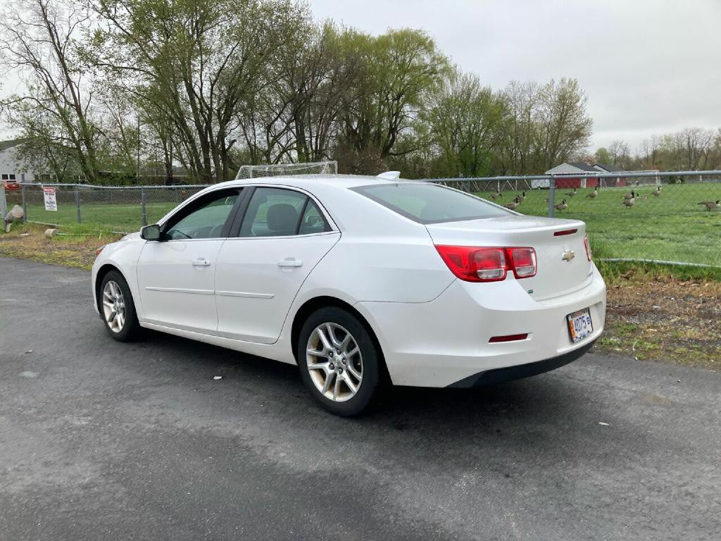 2016 Chevrolet Malibu Image 16