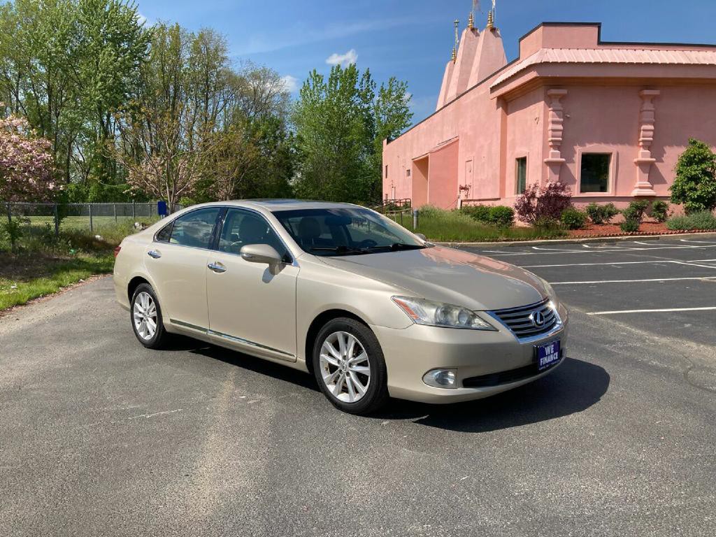 2011 Lexus ES 350 Image 14