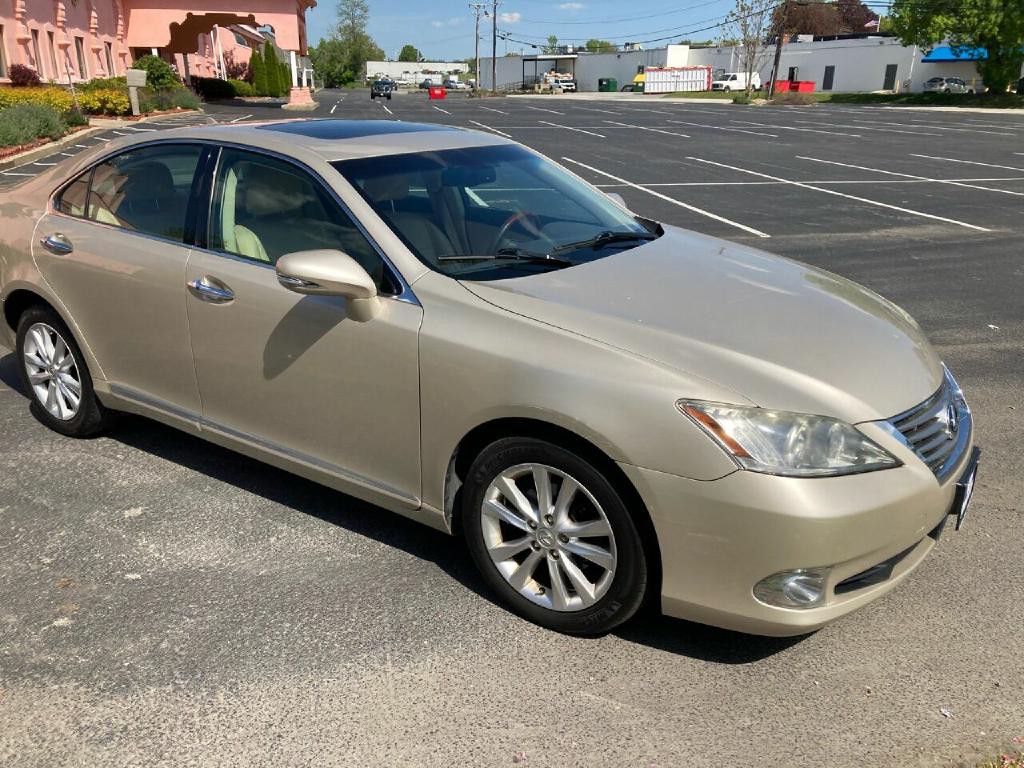 2011 Lexus ES 350 Image 20