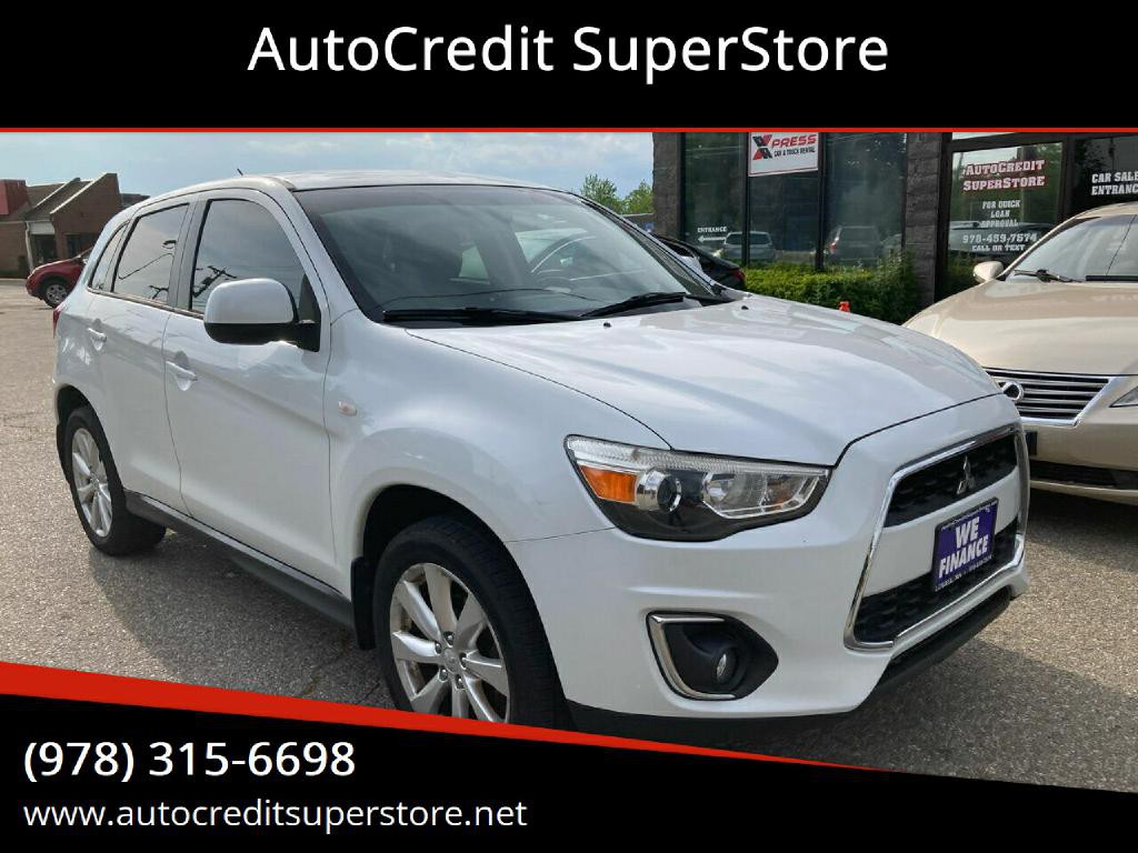 2015 Mitsubishi Outlander Image 1
