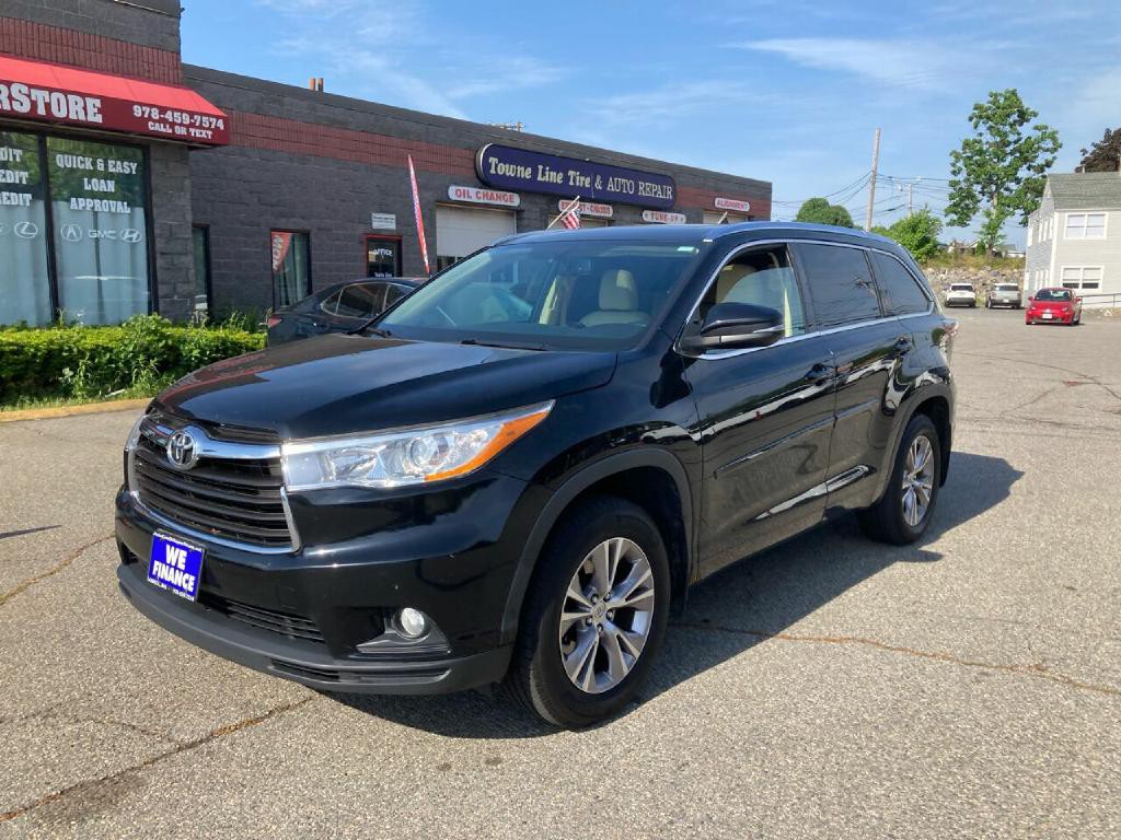 2014 Toyota Highlander Image 2