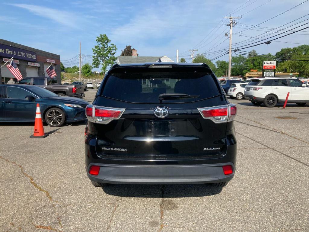 2014 Toyota Highlander Image 3