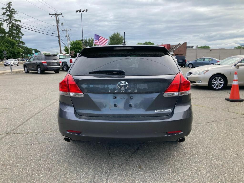 2012 Toyota Venza Image 8