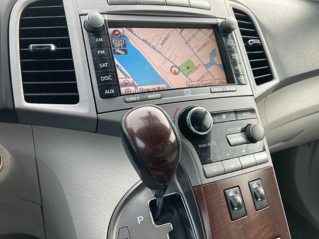 2012 Toyota Venza Image 15