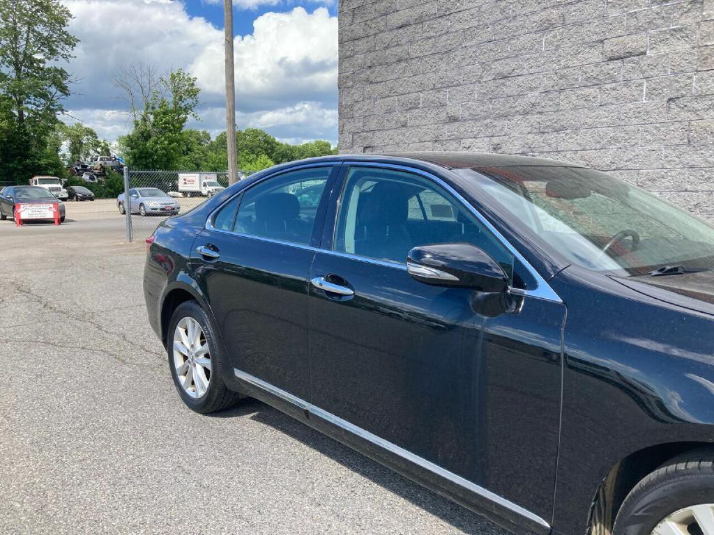 2010 Lexus ES 350 Image 7