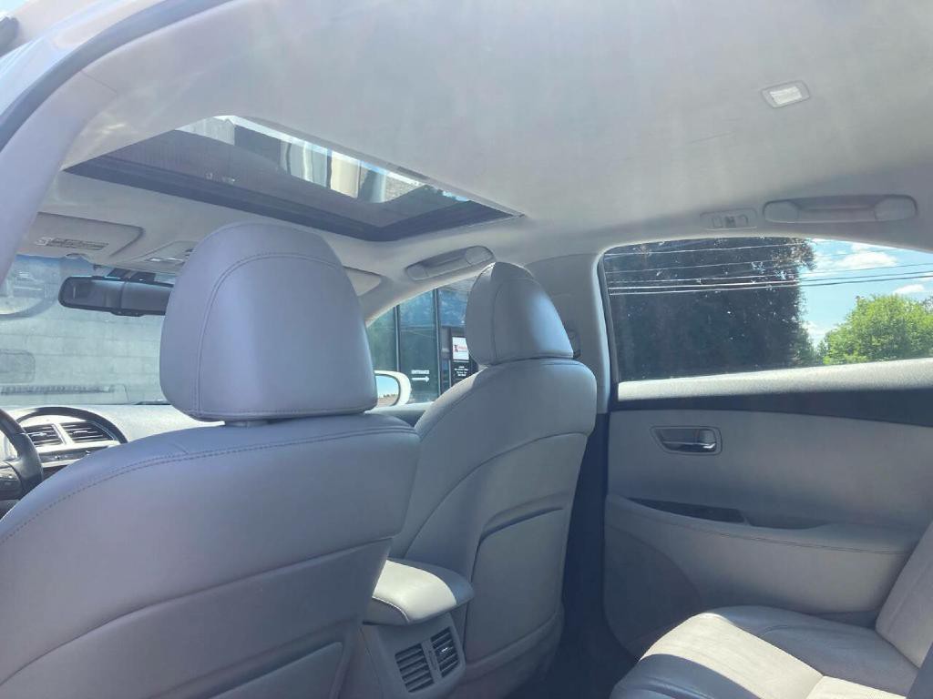 2012 Lexus ES 350 Image 9