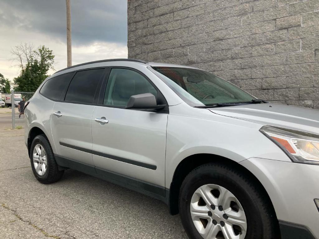 2016 Chevrolet Traverse Image 3