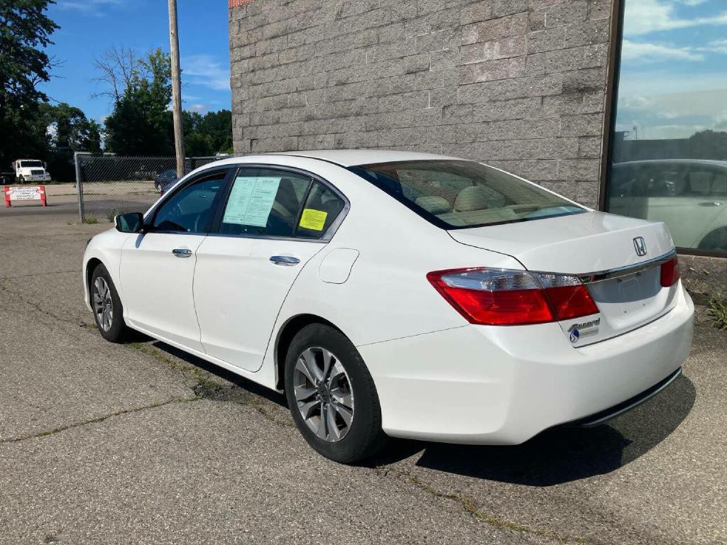 2015 Honda Accord Image 3